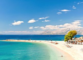 Vročinski val na hrvaški obali: Temperature zjutraj že nad 30°C
