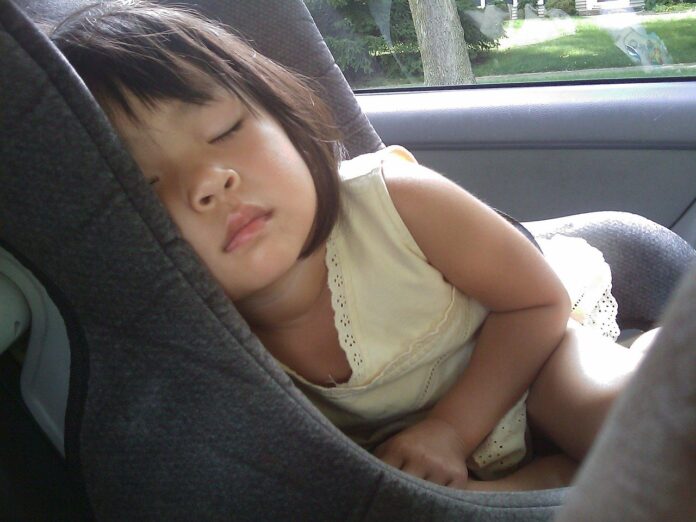 baby-in-car