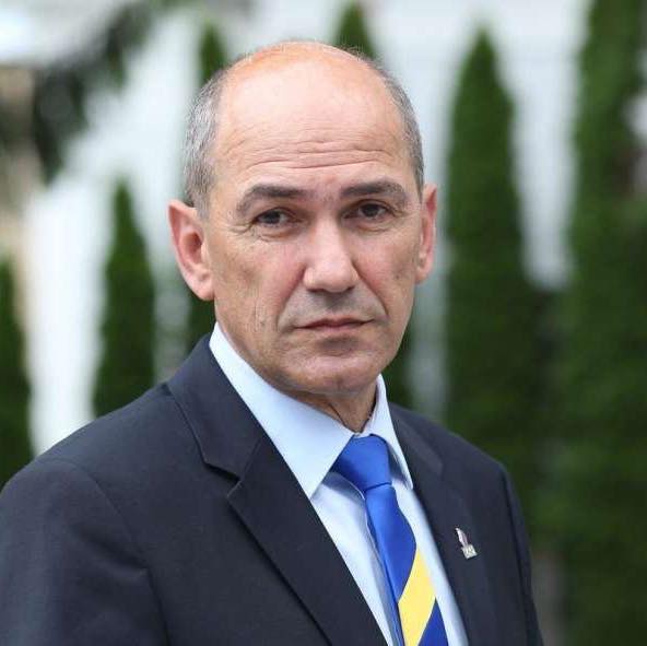 jansa-in-prebilic-politicna-vrocica-pred-volitvami-v-sloveniji-685d36559c65a-1750939221