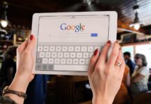 Google kaznovan: Irska izreče rekordno globo zaradi sledenja lokaciji