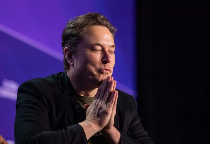 elon-musk-pristal-na-poravnavo-druzbeno-omrezje-x-bo-placalo-odskodnine-68ac6c699be39-1756130409