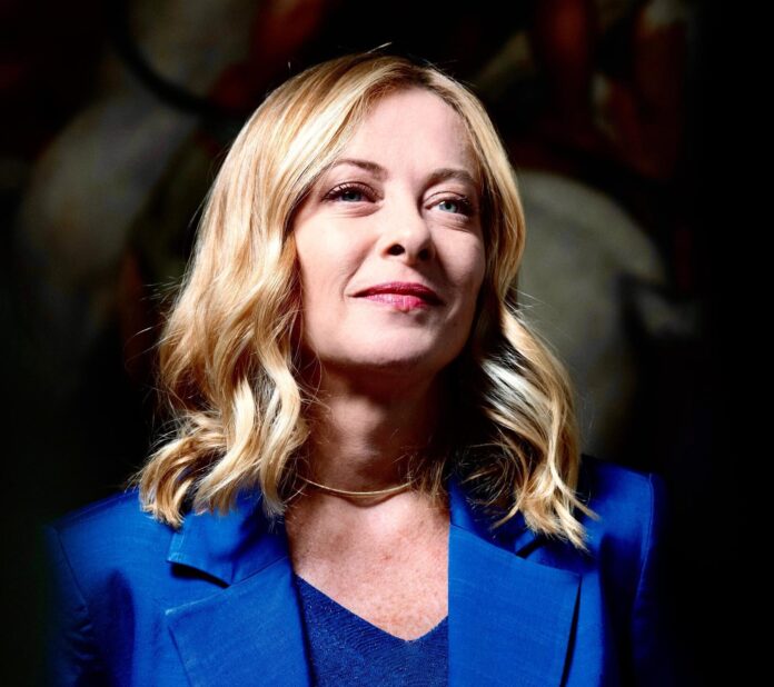 giorgia-meloni-po-treh-letih-v-samem-vrhu-svetovne-politike-izjemno-spostovana-italijanska-premierka-ki-navdusuje-svet-68f8b93f5ad71-1761130815