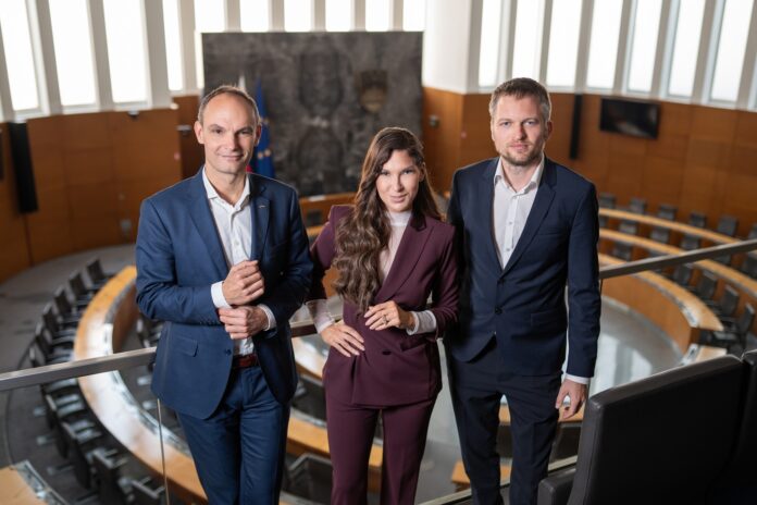 kongres-demokratov-v-portorozu-kako-bo-kompas-uspesnosti-spremenil-slovenijo-video-6918bfbd8d6d4-1763229629