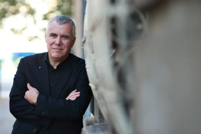 potovanje-v-svet-glasbe-novembrski-brezplacni-dokumentarci-v-idriji-690cb7fa28e16-1762441210