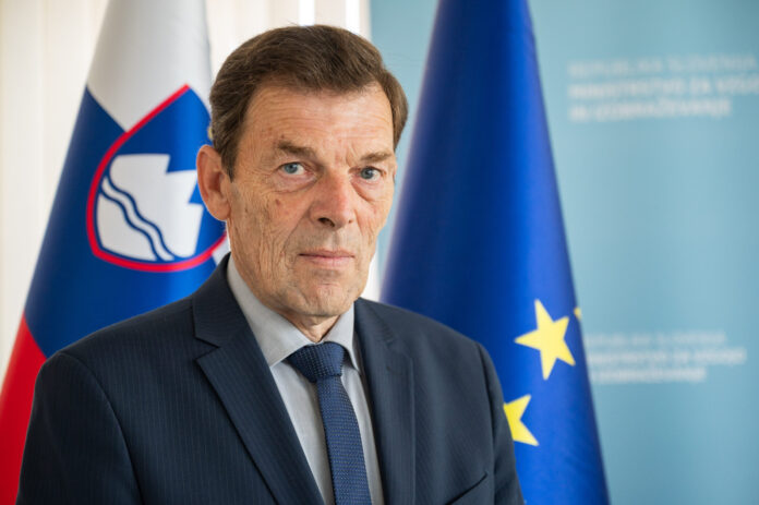 vinko-logaj-kako-inovacije-spreminjajo-slovensko-solstvo-6925b68070172-1764079232