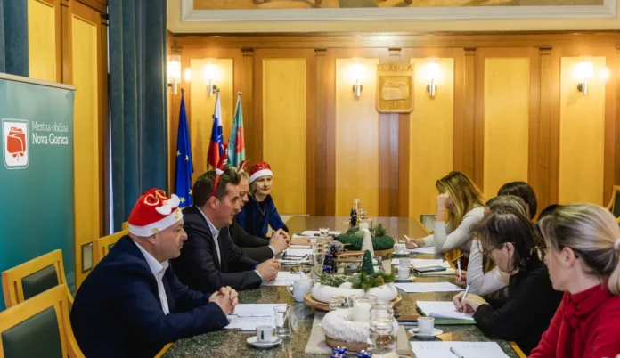 nova-gorica-s-trajnostno-vizijo-v-leto-2026-investicije-stanovanja-in-razvoj-694bffffc00d6-1766588415