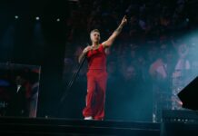 Robbie Williams s “Britpop” uradno prehitel The Beatles! #video