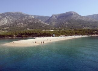 Gradbena inšpekcija na Braču: Rušenje črnih gradenj ne popušča