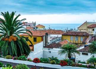 Norveški kralj Harald V. med počitnicami hospitaliziran na Tenerifu