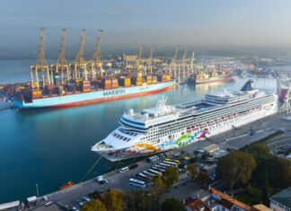 Ali slovenski zalivi postajajo parkirišče za ladje