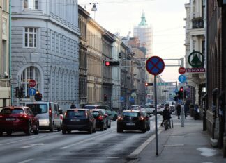 Evakuacija šol na Hrvaškem: Bombne grožnje povzročajo paniko