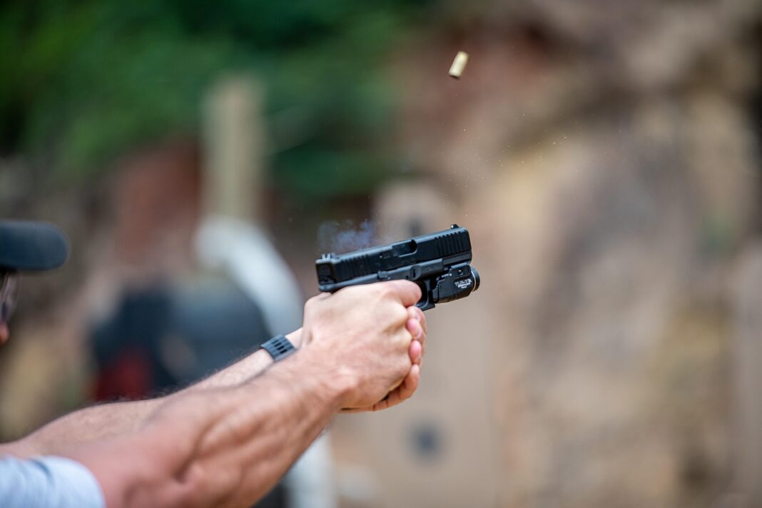 guns