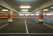 Ljubljana z novo mrežo 400 parkirnih mest za e-vozila