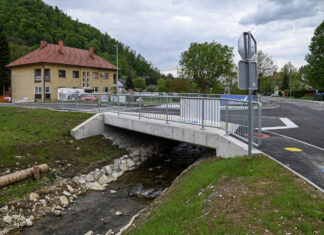 Nov most na Senovem povezal regijo in izboljšal varnost