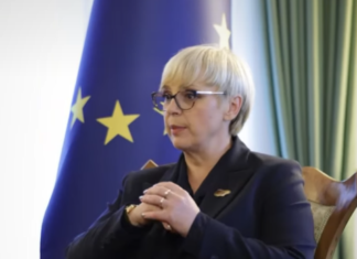 Predsednica Pirc Musar zagovarja svojo odločitev o mandatarju