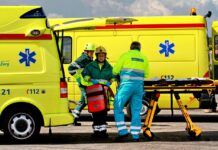 Tragična nesreča: Ena smrtna žrtev in več hudo poškodovanih