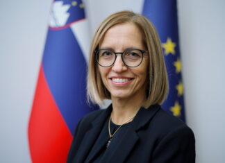 Zdravstveni dom Vrhnika obljublja hitre izboljšave po zapletu