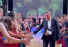Pahorjeva odločnost kljub poškodbi navdušila maturante