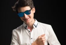 Cene Prevc kolesari po Sloveniji za otroke v stiski #video