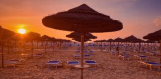 Rimini uvaja popolno prepoved kajenja na plažah: Svež zrak za vse!