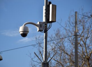 Občina Tabor pred dilemo: Videonadzor za boj proti vandalizmu?
