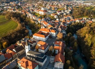 Prenovljena cesta na Žeželj zagotavlja varnejšo pot romarjem