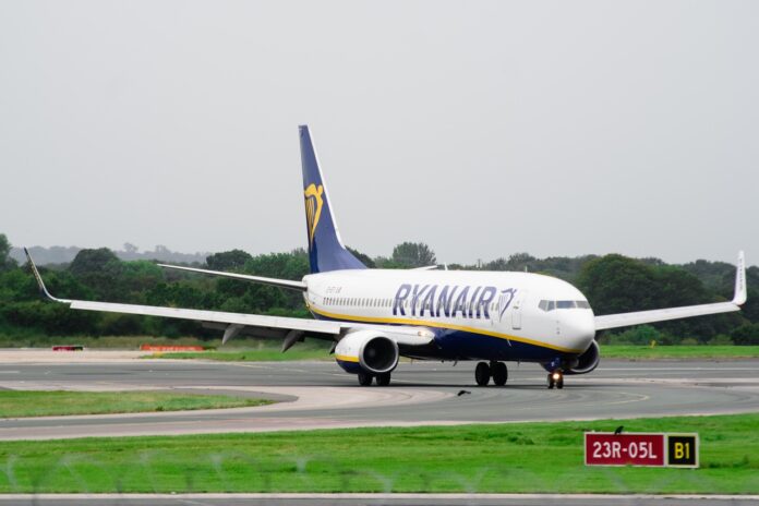 ryanair-napoveduje-siritev-poletnih-linij-kljub-krizi-z-gorivom-6a13f39ab4a17-1779692442