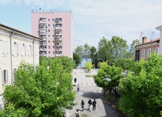 Sporne prakse na Upravni enoti Koper razburile javnost