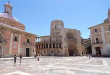 Valencia zaostruje pravila za turistične nastanitve po vzoru Barcelone