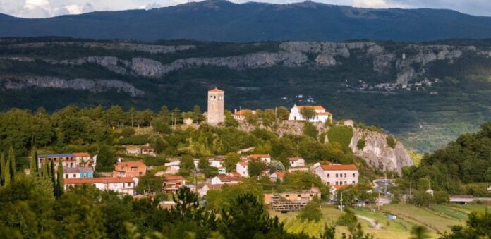koper-international-school-uspesno-prvo-leto-z-ucenci-iz-12-drzav-foto-6a3e8604022ff-1782482436