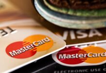Mastercard napoveduje revolucijo: Spletno nakupovanje brez vnašanja kartičnih podatkov do 2030