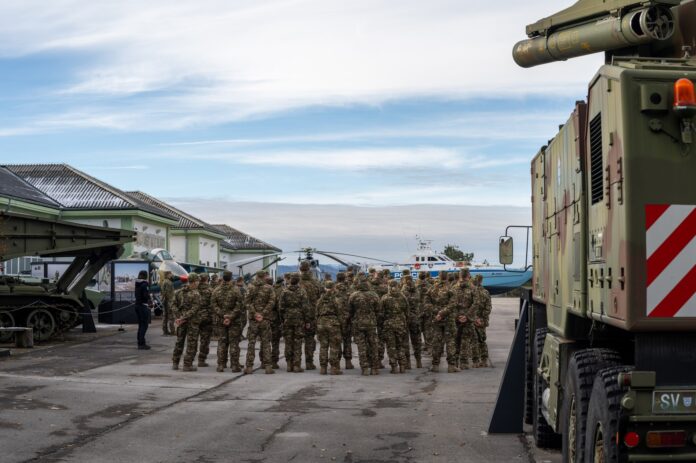 nova-generacija-castnikov-slovenska-vojska-dobi-37-novih-vodij-video-6a3a8368a9bdb-1782219624