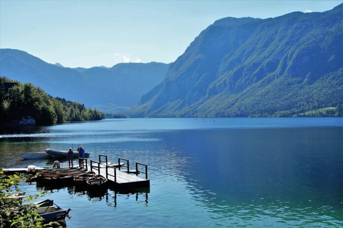 tragedija-v-bohinjskem-jezeru-38-letnik-izgubil-zivljenje-6a522241d8f32-1783767617
