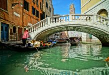 Benetke uvajajo do 50 € vstopnine za enodnevne turiste