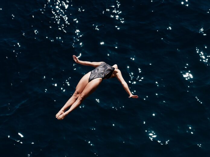 jump-in-the-sea