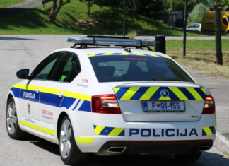 Pijani voznik zbil pešca v Domžalah in pobegnil s kraja
