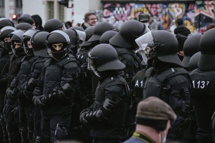 policisti-v-lendavi-uporabili-prisilna-sredstva-na-tekmi-6a6f4d71a100f-1785679217