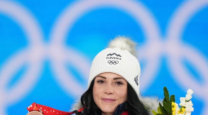 Gloria Kotnik presenetila s poletnimi družinskimi utrinki#foto