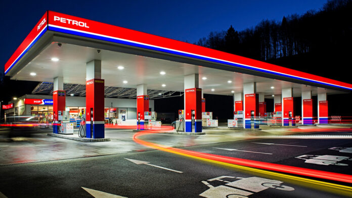 dizel-obcutno-cenejsi-bencin-pa-drazji-spremembe-cen-goriv-v-sloveniji-6a9677f9df12a-1788246009