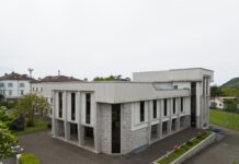 Ljubka Šorli navdušila Gorico z novo zbirko pesmi #foto