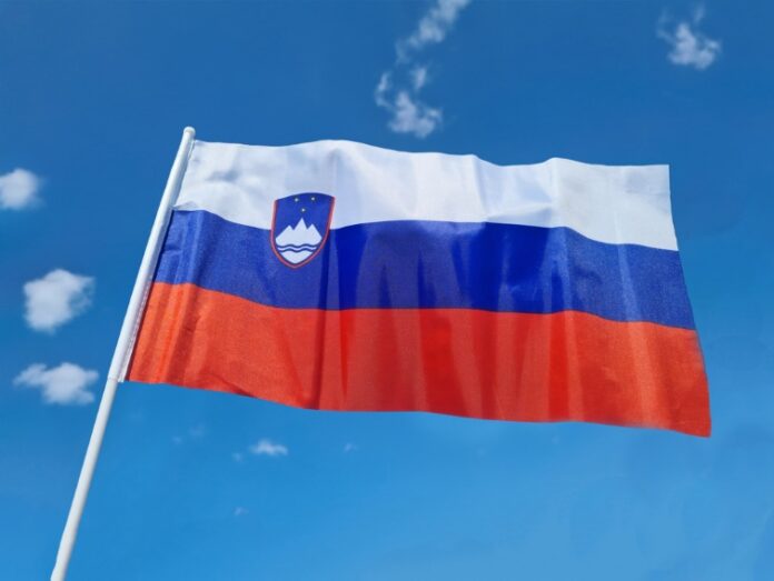 primorski-praznik-ima-odslej-novo-ime-dz-po-burni-razpravi-potrdil-spremembo-6ab69a90aa47d-1790352016