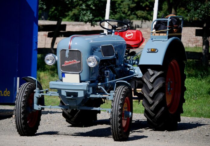 traktor-povozil-zensko-na-kmetiji-pri-krskem-drama-v-stranski-vasi-6aaad934a6f04-1789581620