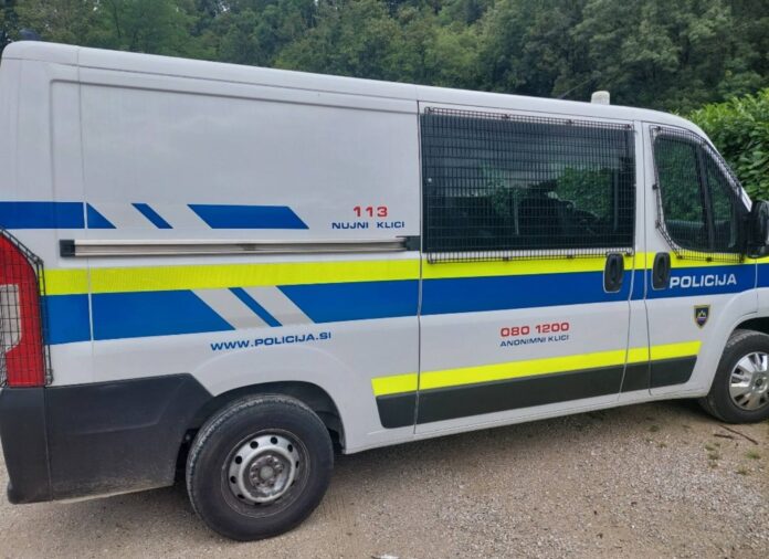 val-kriminala-pretresel-pomurje-policija-poziva-k-sodelovanju-6ab6462d01cea-1790330413