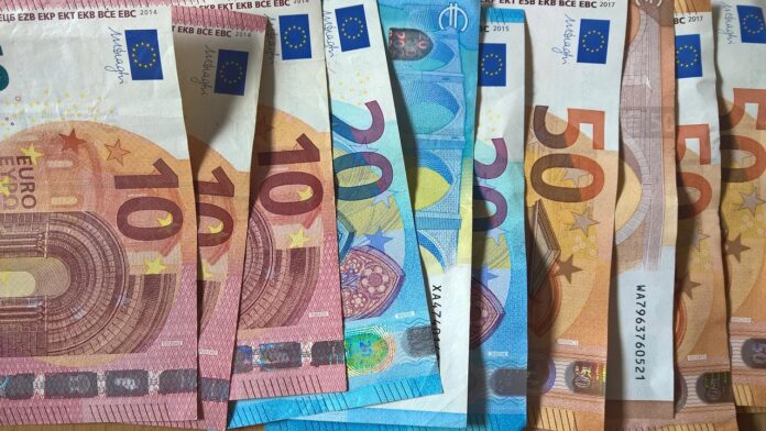 prihaja-davcna-reforma-bo-slovenskim-placam-koncno-lazje-6ac60a25b56e1-1791363621